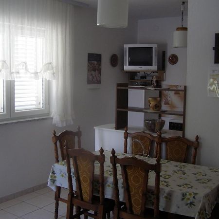 Apartments Rovis Tar-Vabriga Eksteriør billede